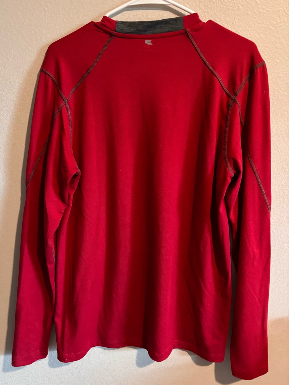 Cyclones Red Long-Sleeve Performance Shirt Size M - Picture 3 of 3